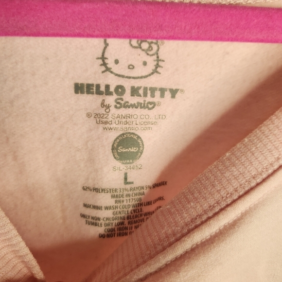 Hello Kitty Sweater Size Large - Picture 2 of 7